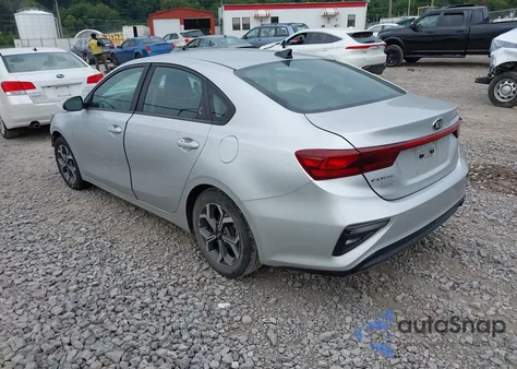 2020 Kia Forte Lxs z USA, uszkodzony, nr VIN 3KPF24AD9LE148463